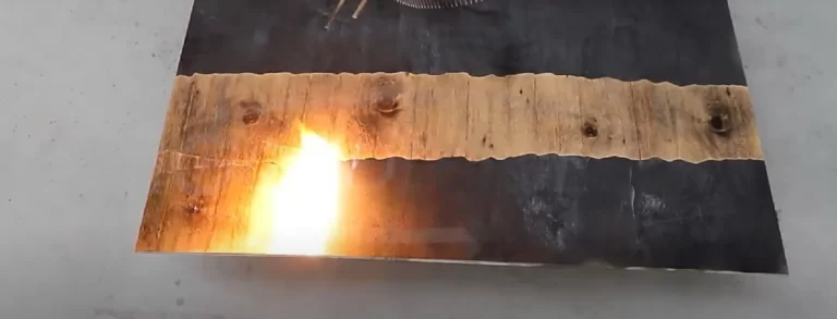 Лазерная очистка дерева